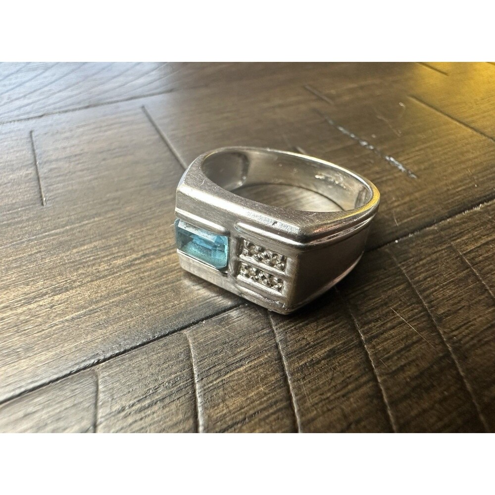 Vintage 10K White Gold Men’s Ring Blue Stone Diamond Accent Ring Size 10 6.1g